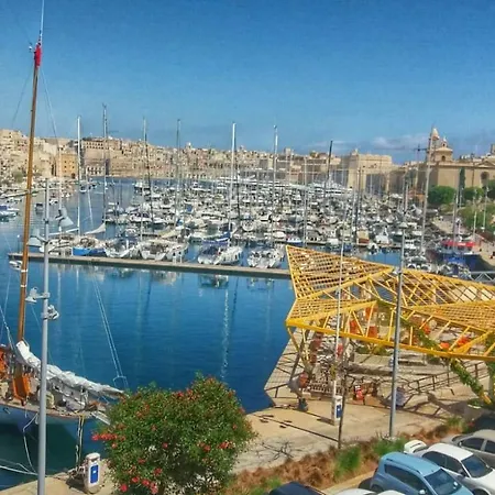 Duplex Marina